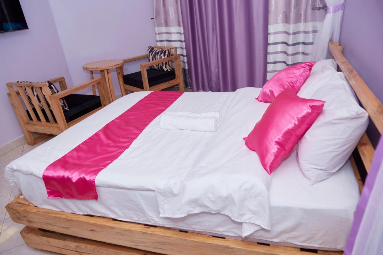 Westway Luxury Suites Mbarara Exteriér fotografie