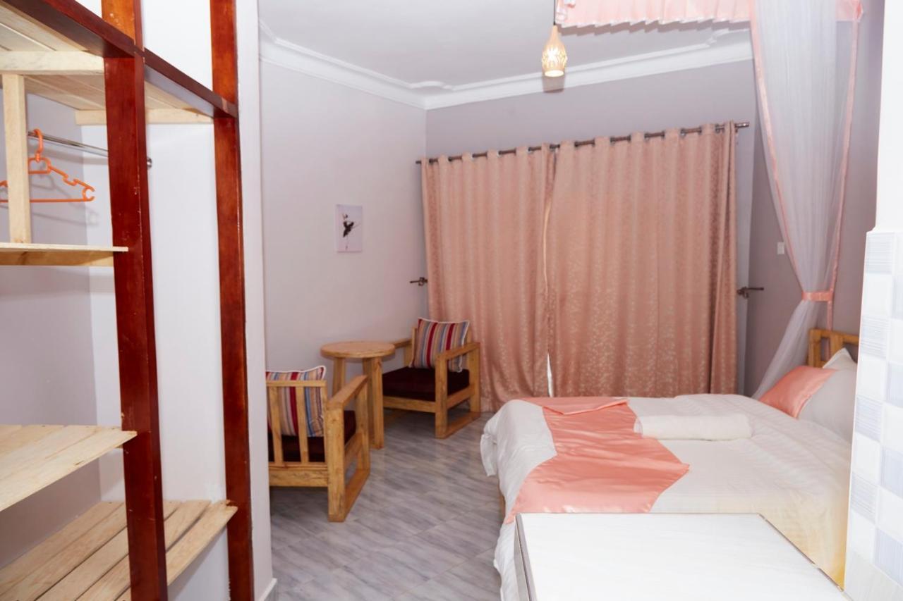 Westway Luxury Suites Mbarara Exteriér fotografie