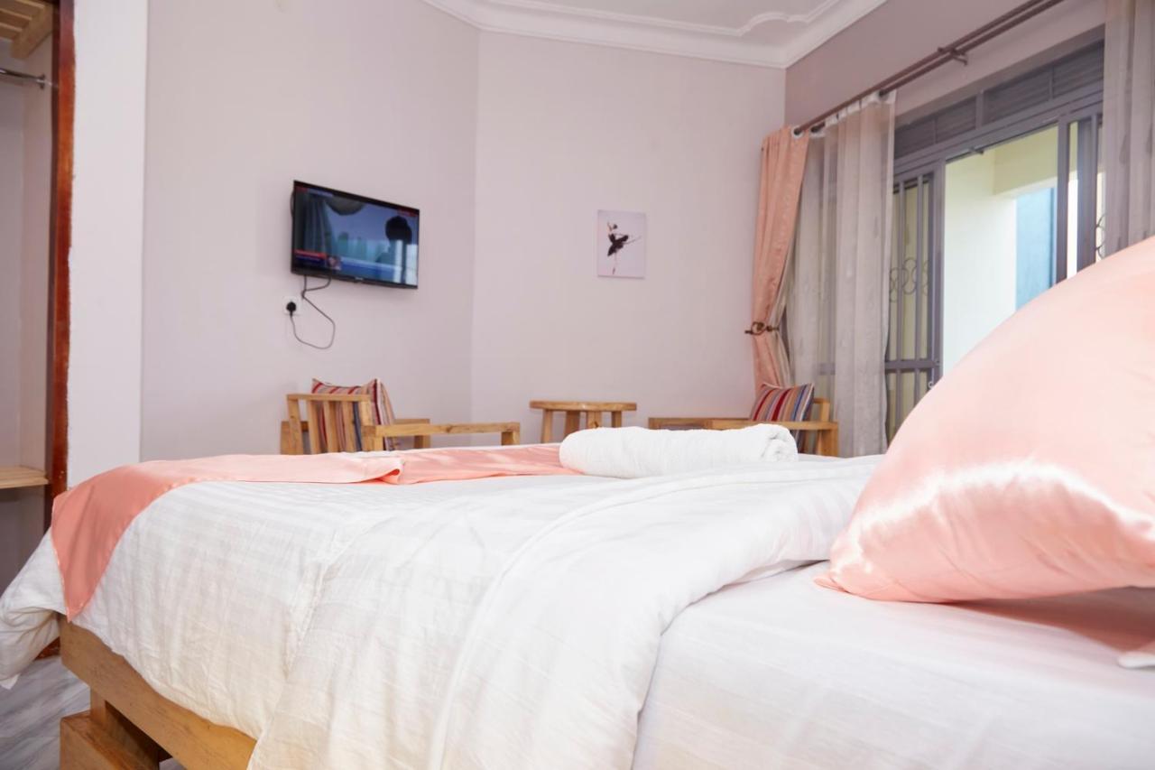 Westway Luxury Suites Mbarara Exteriér fotografie